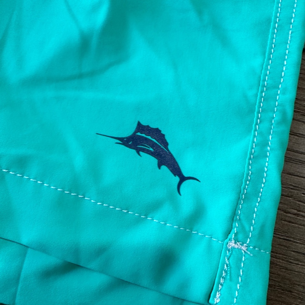 Tommy Bahama Men’s Board Shorts Swim Trunks Size Medium Light Green - Picture 3 of 9